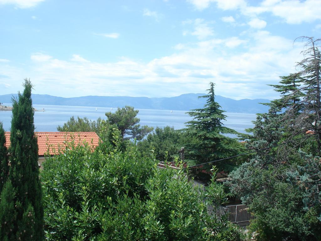 Apartments 4U Omišalj المظهر الخارجي الصورة